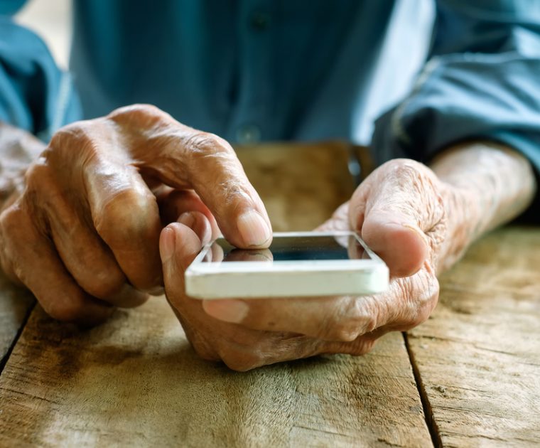 Sinnbild für die Nutzung von digitalen Medien im Alter